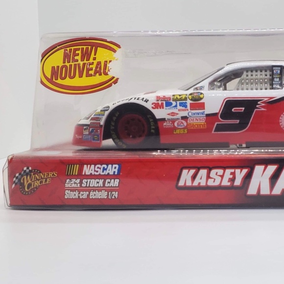 Kasey Kahne 1:24 Die Cast Dodge Challenger Winners Circle - Picture 1 of 9